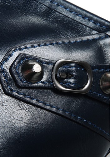 The Route 66 Trendy Cowhide Leather Bag Blue
