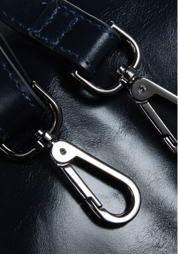 The Route 66 Trendy Cowhide Leather Bag Blue