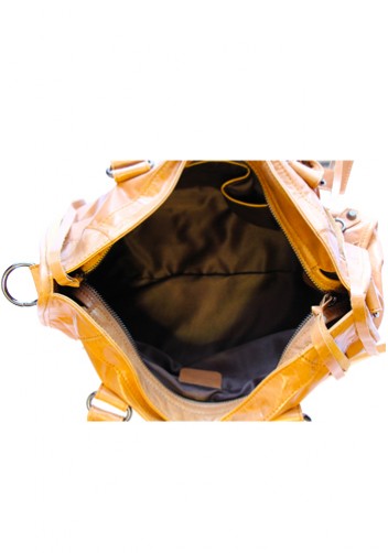 The Route 66 Trendy Cowhide Leather Bag Camel