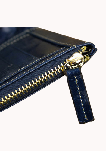 Tina Vintage Oil Wax Cowhide Zip Long Wallet Blue