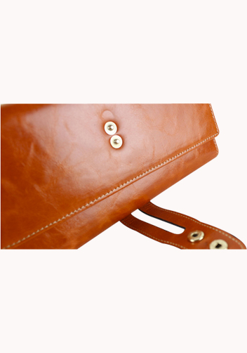 Michaela Vintage Oil Wax Cowhide Tri-Folds Wallet Camel