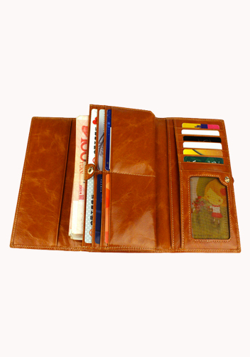 Michaela Vintage Oil Wax Cowhide Tri-Folds Wallet Camel