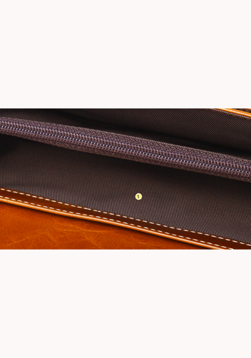 Riza Vintage Oil Wax Cowhide Tri-folds Wallet Camel