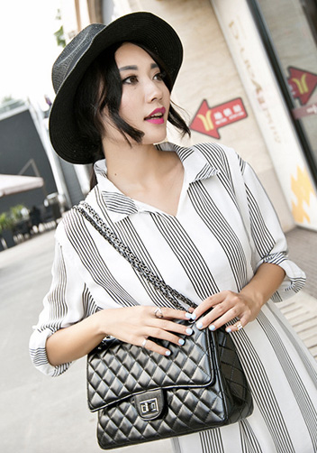 Adele Flap Bag Faux Leather Black