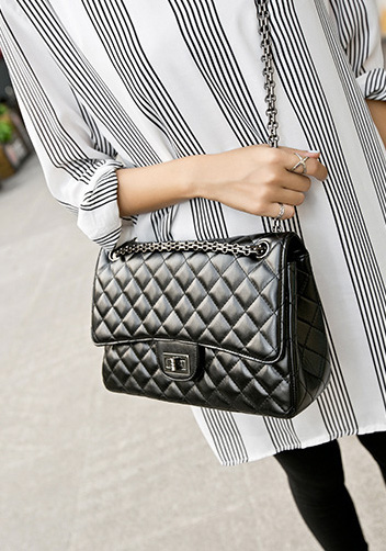 Adele Flap Bag Faux Leather Black