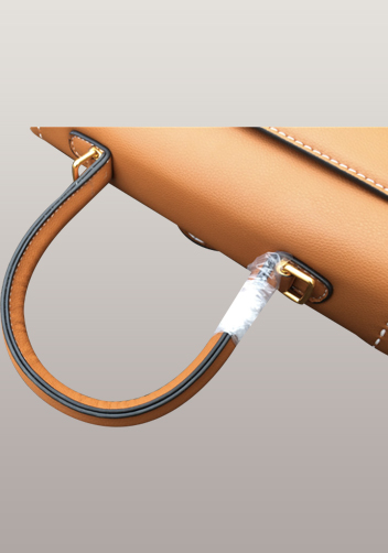 Suzanne Horseshoe Buckle Leather Medium Bag Camel