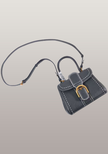 Suzanne Horseshoe Buckle Leather Small Bag Black