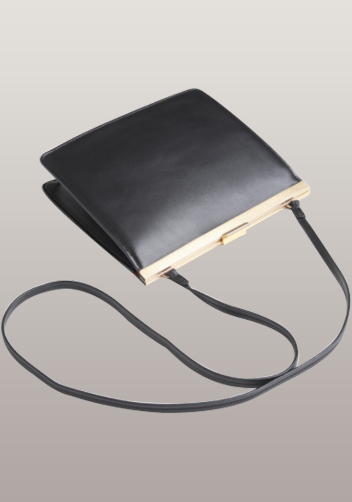 Shelton Clip Medium Shoulder Bag Black