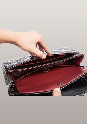 Adele Diamond Shape Patent Leather Flap Black