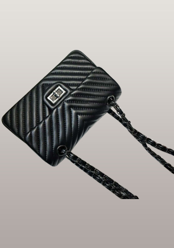 Adele Flap Mini Bag V Shape Quilted Leather Black