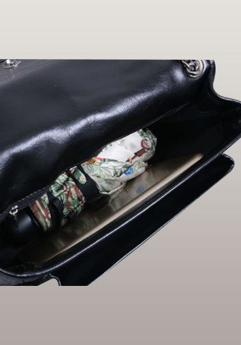 Yvonne Leather Shoulder Bag Black