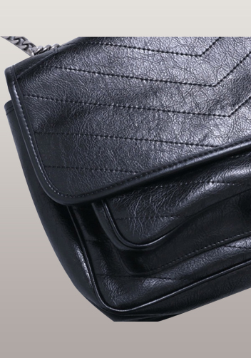 Yvonne Leather Shoulder Bag Black