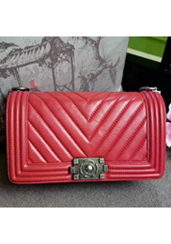 Ingrid V Shape Lamb Leather Flap Red