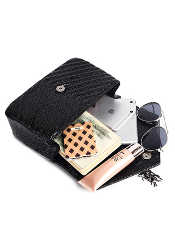 Yvonne Leather Flap Bag Black