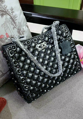 Beanie Studded Leather Shoulder Bag Black