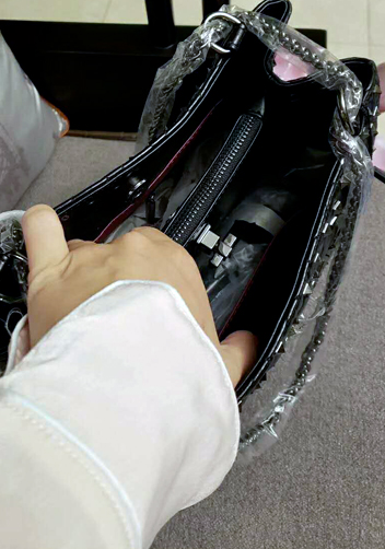 Beanie Studded Leather Shoulder Bag Black