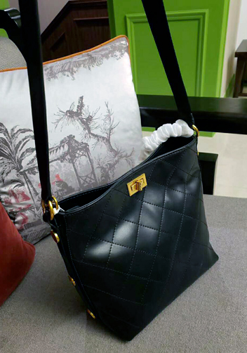 Megan Lamb Leather Shoulder Bag Black