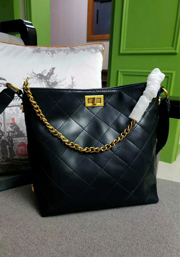 Megan Lamb Leather Shoulder Bag Black