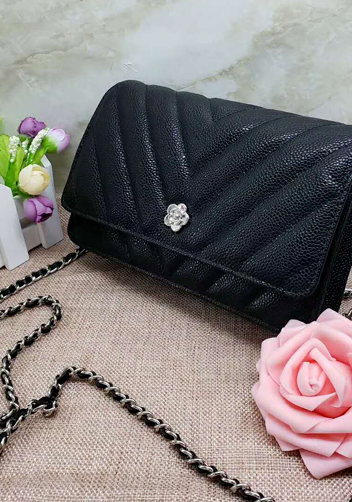 Adeline Grain Leather Grand V shape Shoulder Bag Black
