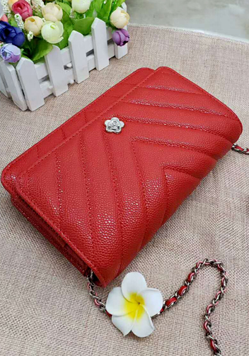 Adeline Grain Leather Grand V shape Shoulder Bag Red