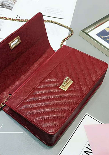 Adeline Grain Leather Shoulder Bag Burgundy