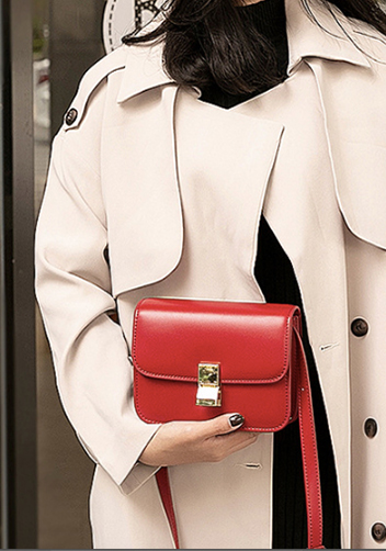 Martha Medium Faux Leather Bag Red