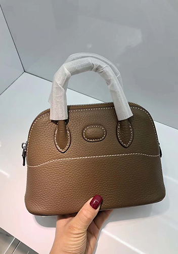 Danielle Leather Shoulder Bag Grey