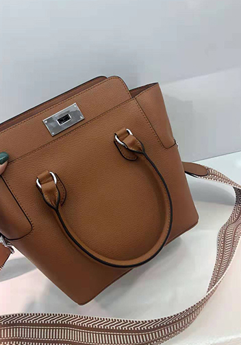 Deborah Leather Shoulder Bag Brown