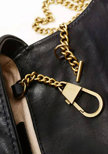Hannah Small Flap Bag Leather CG Logo Black