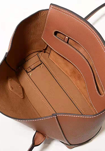 Ivonne Leather Shoulder Bag Brown