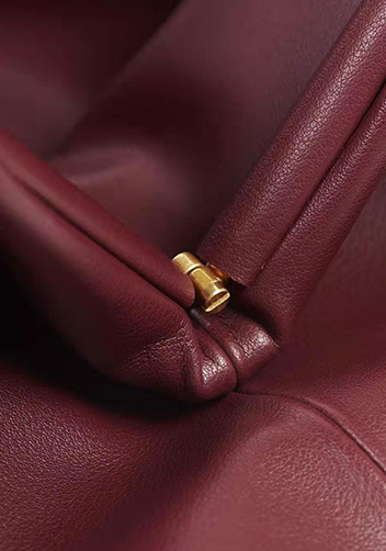Dina Leather Large Clutch Top Handle And Shoulder Bag Burgundy