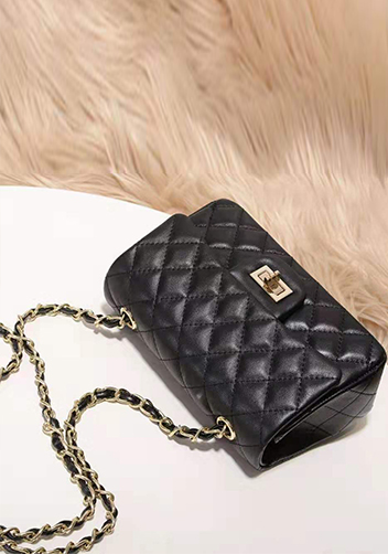 Adele Flap Small Cowhide Black