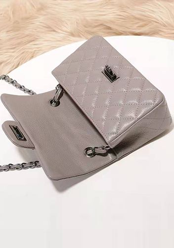 Adele Flap Small Grain Leather Grey