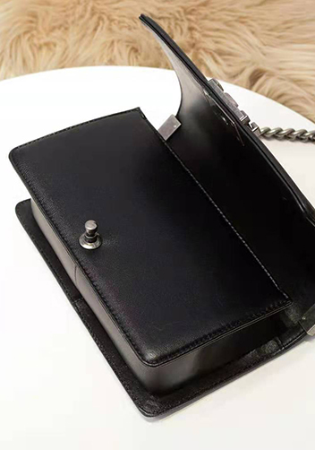 Ingrid Snake Leather Flap Black And White