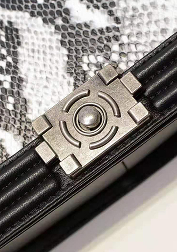 Ingrid Snake Leather Flap Black And White