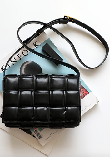 Mia Plaid Square Leather Shoulder Bag Black