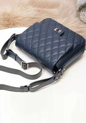 Hanna Leather Shoulder Bag Blue