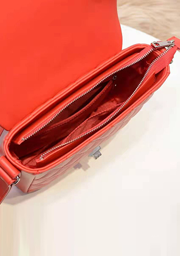 Hanna Leather Shoulder Bag Red