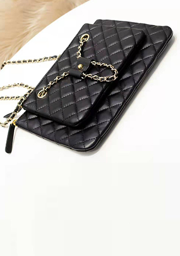 Vanecia Leather Medium Shoulder Bag Black