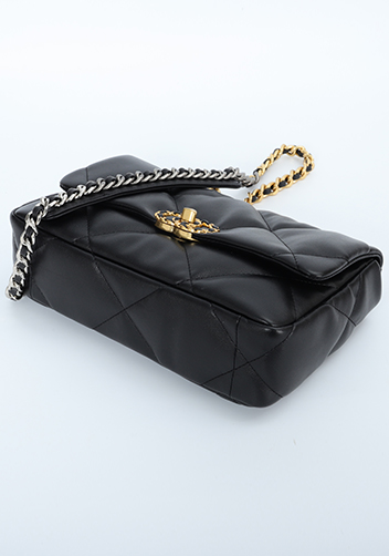 Adele Flap Small Bag Circle Hardware Black