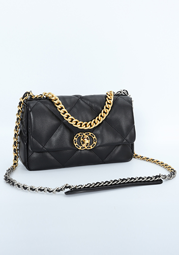 Adele Flap Small Bag Circle Hardware Black