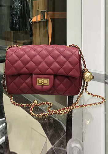Adele Flap Small Bag With Adjusting Ball Burgundy