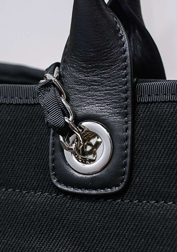 Alison Beach Shopping Large Tote Black