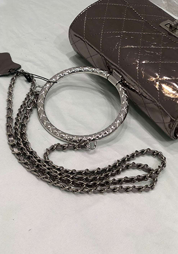 Adele Circle Leather Shoulder Bag Sliver