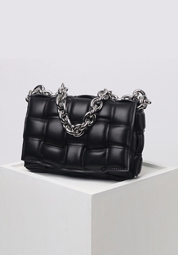 Mia Leather Chain Medium Shoulder Bag Black