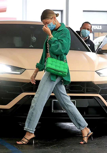 Mia Leather Chain Medium Shoulder Bag Green