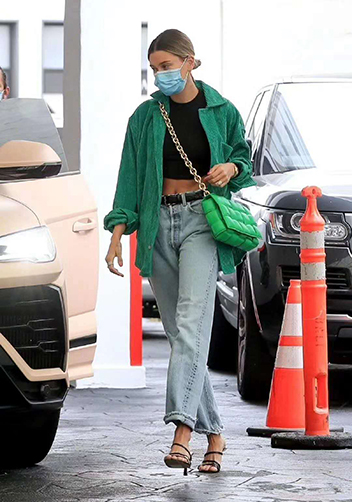 Mia Leather Chain Medium Shoulder Bag Green