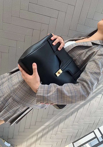 Shimanne Large Soft and Smooth Calfskin Leather Black