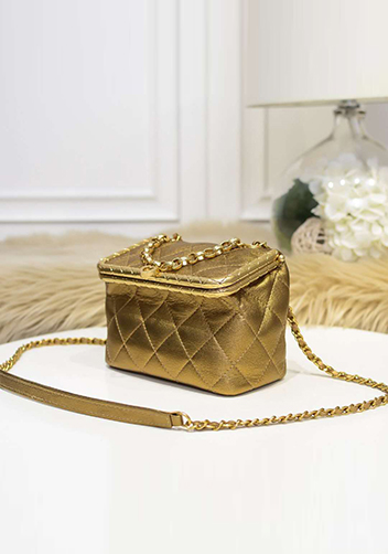 Claire Leather Shoulder Bag Gold