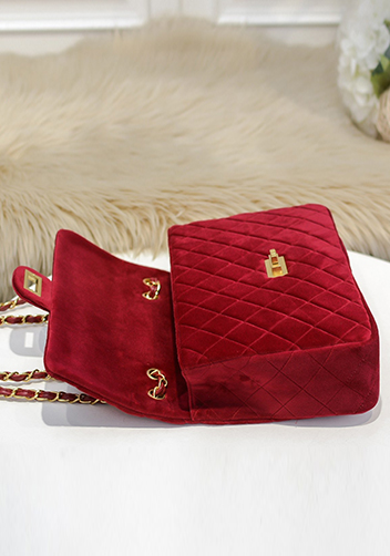 Adele Flap Medium Velvet Red